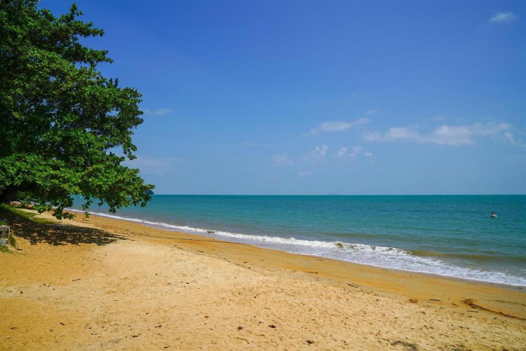 Oyo Homes 90499 Marina View Villas Port Dickson Eksteriør bilde